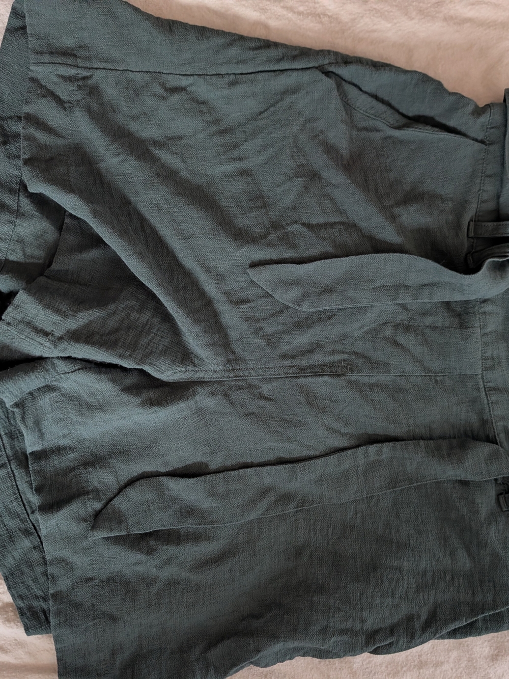 Womens Relaxed Linen Shorts in Dark Teal
